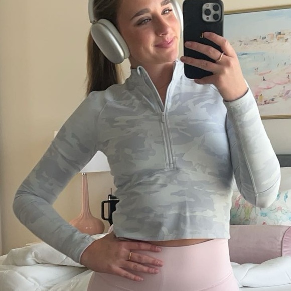 Lululemon white camo quarter zip - Picture 3 of 5
